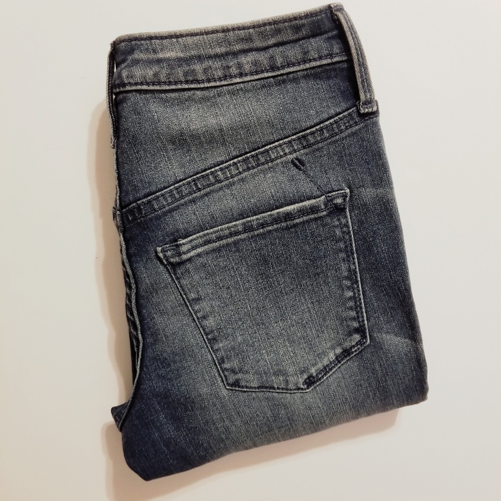 Mossimo Skinny Jeans - Picture 3 of 8
